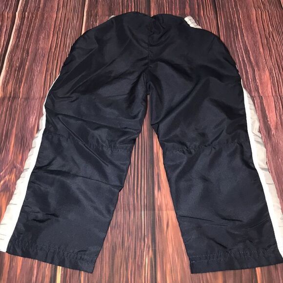 Nike 2T Track Pants - Picture 2 of 3